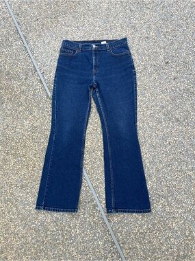 Vintage 2002 Levis 515 boot cut low rise blue jeans